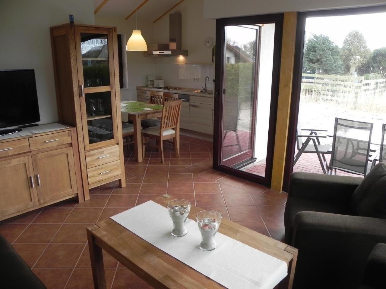 M1 Ferienhaus Mit Garten, Terrasse Und Carport Butjadingen Exterior foto